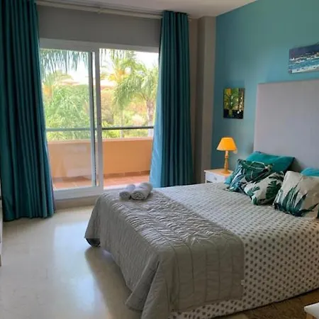 Golf & .apto 2 Bedroom Santa Maria Golf Apartment Marbella